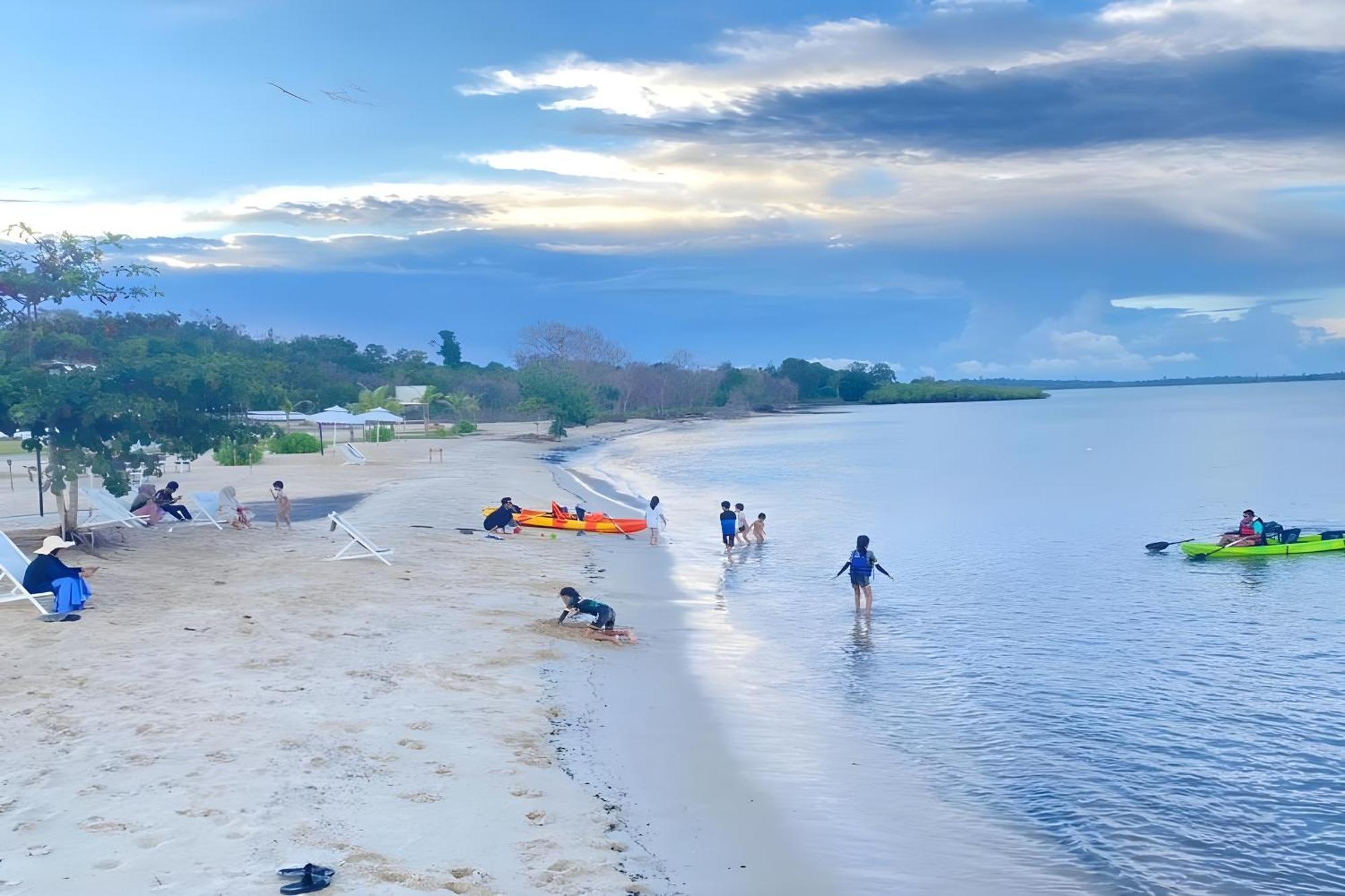 Kiki Beach Resort, Batam Galang Island 외부 사진